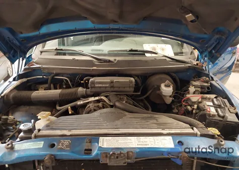 2001 Dodge Ram 1500 St из США, поврежденный, VIN 1B7HF13Z61J506297